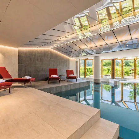 Apartment Le Cristal Mb8 Mountain View, Pool, Parking & Wifi - Happy *